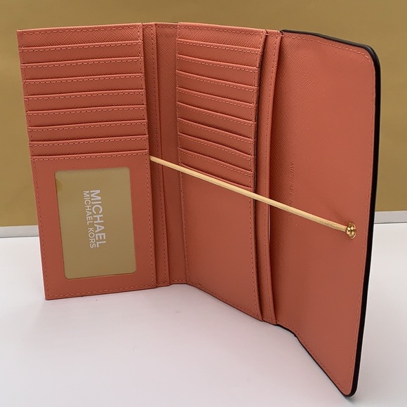 MICHAEL KORS JET SET TRAVEL LARGE TRIFOLD WALLET SHERBERT COLOR - Picture 9 of 16